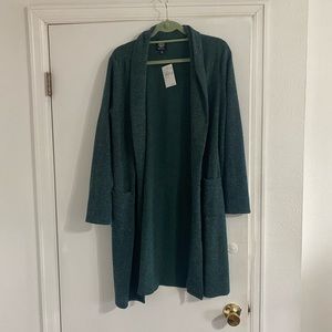 BNWT Green Bobeaulong cardigan with Pockets size M